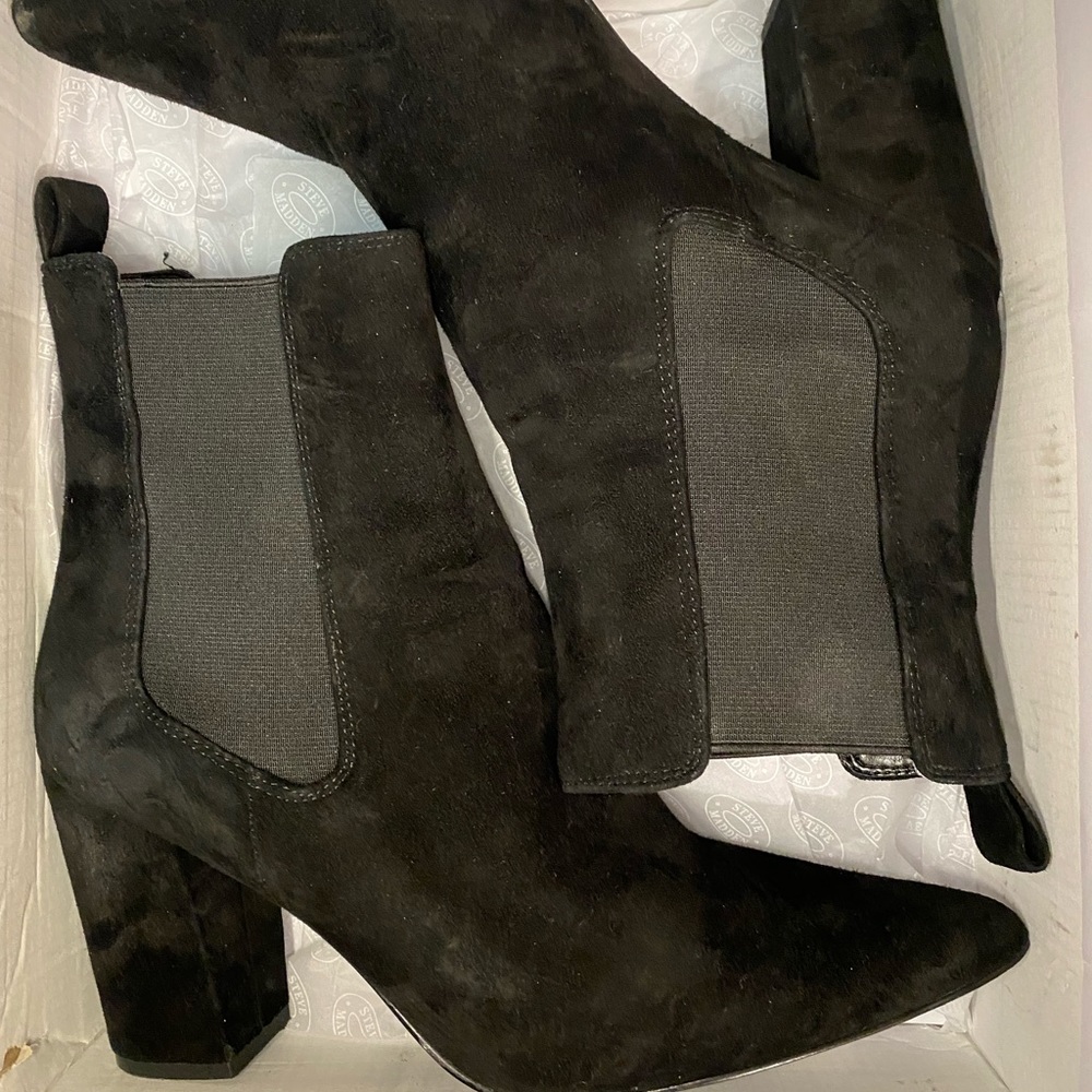 Steve Madden Black Subtle Suede Bootie - image 4